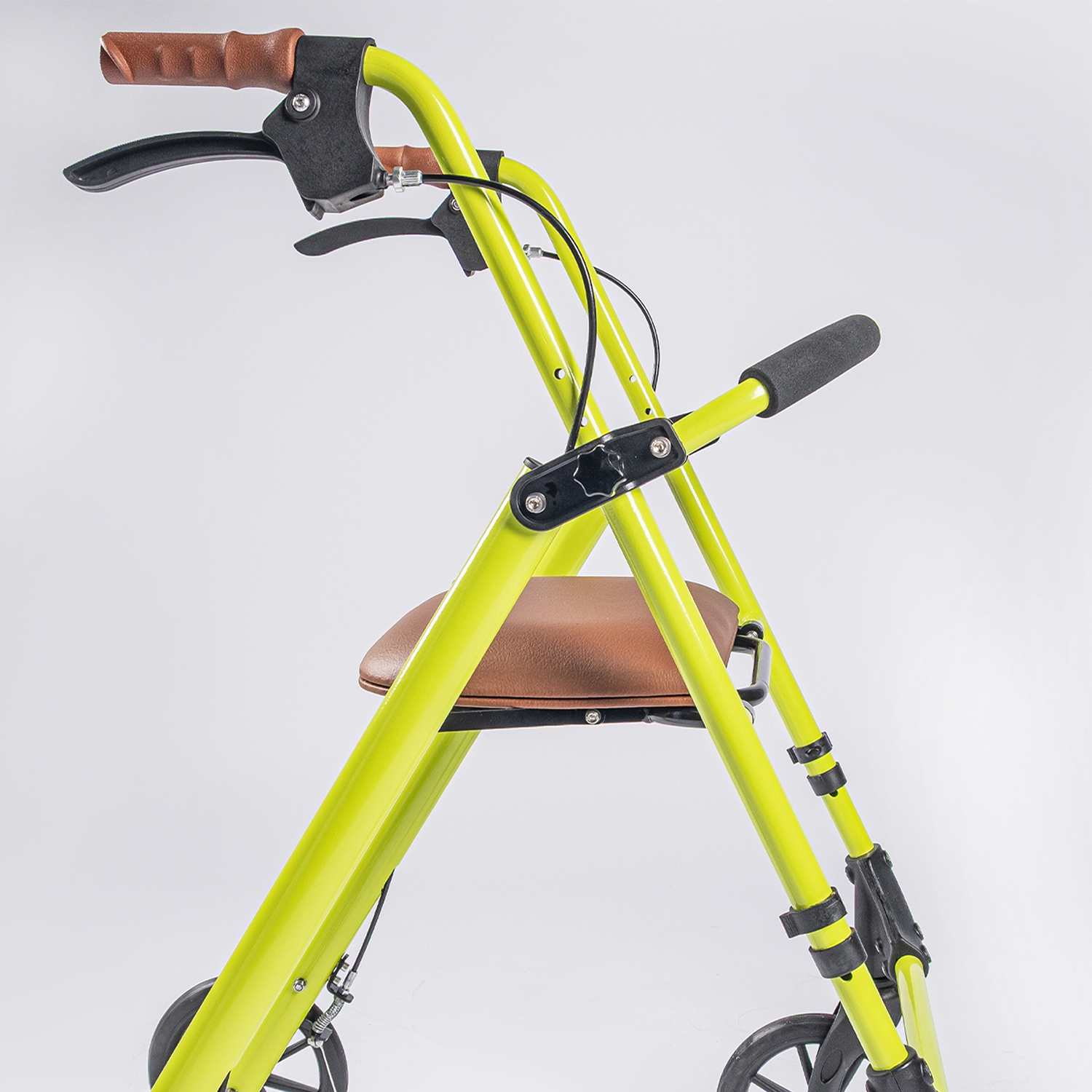 TAYA Hellium - Rollator in Grün – Bild 3